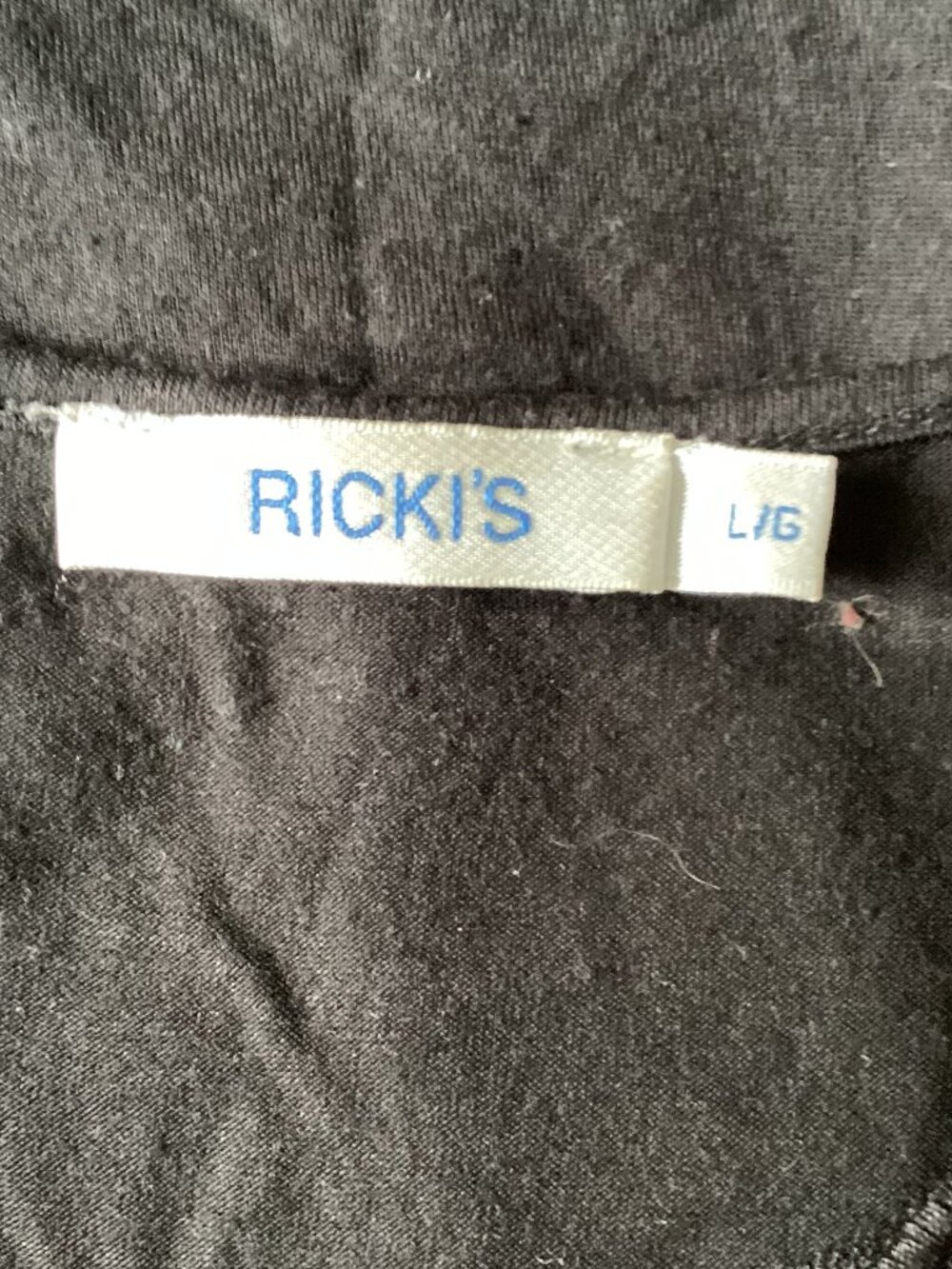 Ricki's Women's Black Lace Sleeveless Top Blouse Size L V-Neck - Picture 6 of 7